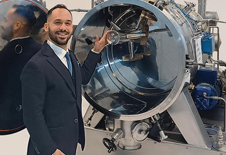 A Holistic and Customer-Centric Vacuum Drying Service